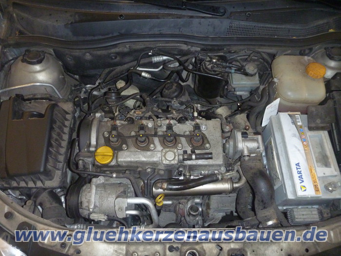 Abgerissene Glhkerze ausbauen aus
                          Opel mit 2.0 8V Motor