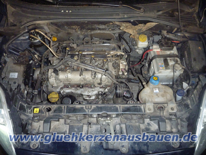 Abgerissene Glhkerze ausbauen aus Fiat
                      Grande Punto mit 1.3 JTD Motor